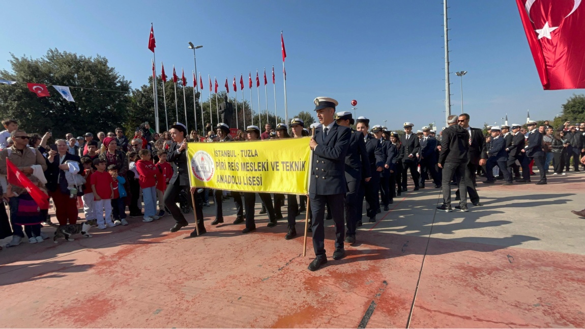 29 Ekim Cumhuriyet Bayramını  Tuzla Sahil Tören Alanındaki Kutlamalara Katıldık.